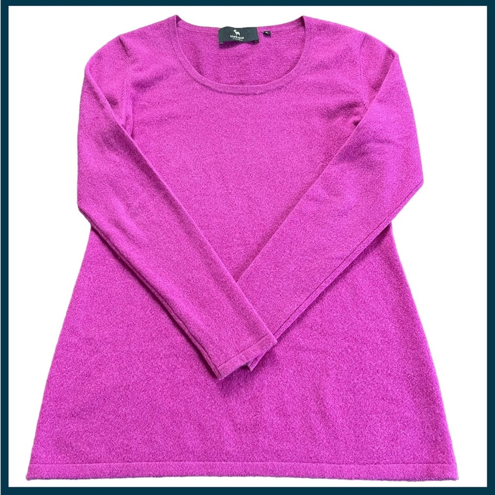Black Goat Cashmere Fuchsia Pink Long Fitted Scoop Neck Cashmere Sweater (XL)